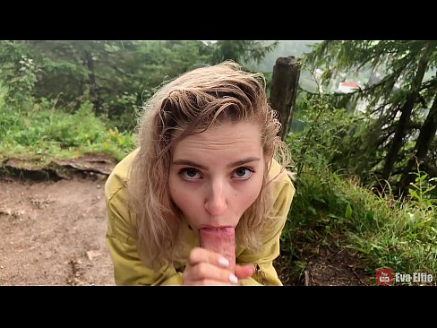 ❤️ Gabadha ayaa liqday dharbaaxo dadweyne ka dib - Eva Elfi ️  Galmo ❤